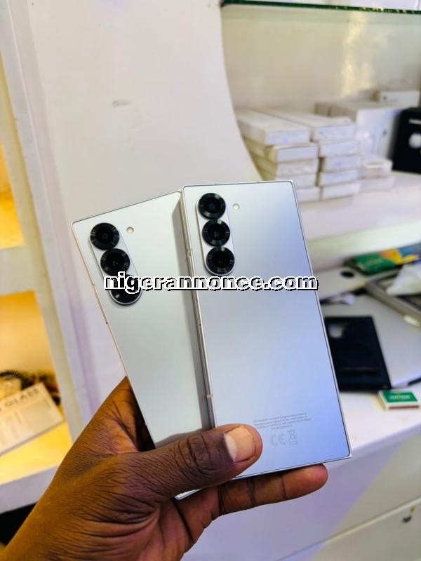 2 samsung zfold6 a vendre - Niamey