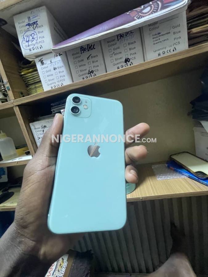 iPhone 11 simple