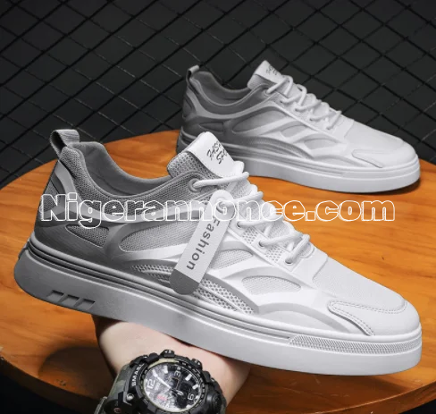 Chaussures baskets hommes disponible immédiatement à niamey Pointure 42,43,44 - Niamey