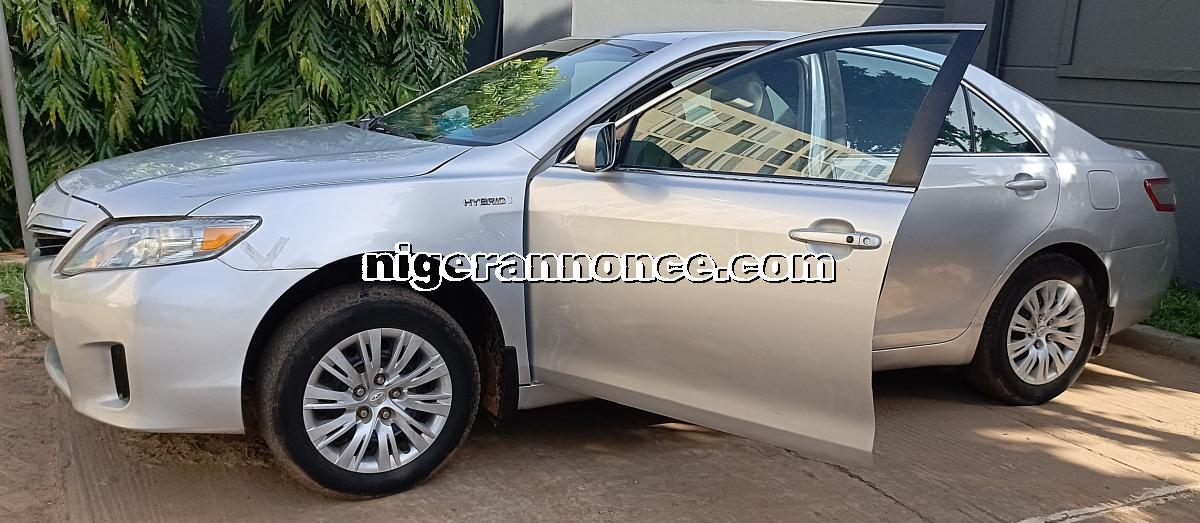 Toyota Camry hybride 2011 très économique et confortable | Niger annonce